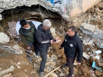 15 Gün Boyunca Enkazin Altinda Kalan 'Asi' Kurtarildi