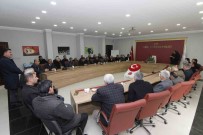 Ercis'teki Muhtarlardan Deprem Bölgesi 85 Bin TL Yardim