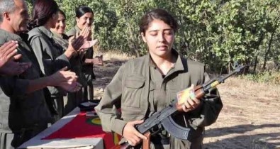 IBB Çalisani Safak Duran'in Örgüt Üyeligi Iddiasiyla Yargilanmasina Devam Edildi