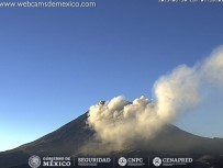 Popocatepetl Yanardagi'nda Son 24 Saatte 7 Patlama