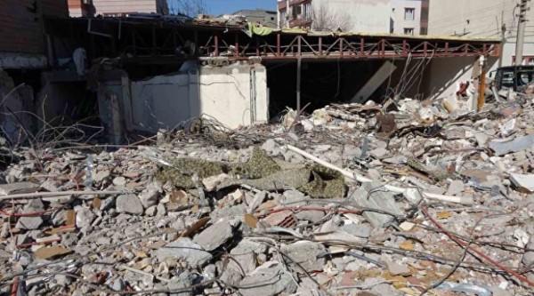 7,7 büyüklüğündeki deprem Adıyaman’da altı oteli yerle bir etti