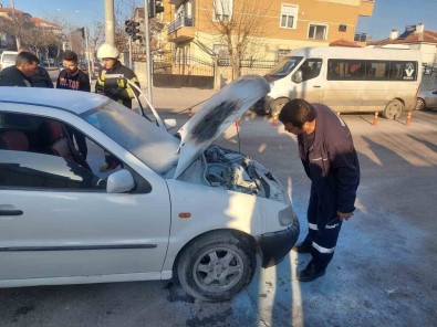 Karaman'da Otomobil Yangini