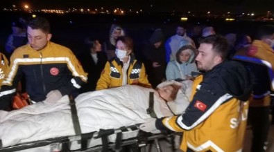 TSK uçağı 38 yaralı depremzede ve yakınları için havalandı