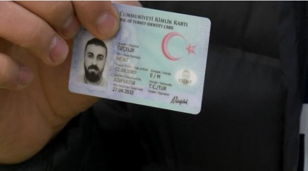 İstanbul'da yaşarken depremde öldüğünü öğrendi