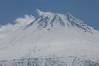  AKSARAY VALİLİĞİ - Aksaray Valiliği'nden 'Hasan Dağı' açıklaması: Volkanik hareketlilik yok