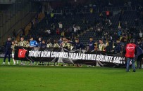 Fenerbahçe'den Maç Sonu Anlamli Pankart