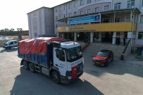 Her Gün 300 Aile Yardim Götürüyorlar