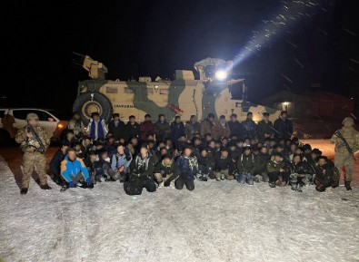 İran'dan Türkiye'ye giriş yapan 232 kaçak göçmen yakalandı
