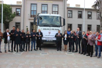Kirklareli'nden Depremzedelere 30 Ton Kuru Gida Ve 5 Bin Sise Yag Destegi