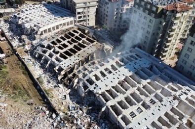 Rönesans Rezidans yüzlerce kişiye mezar olmuştu: Üsteğmen ve eşinden de 20 gündür haber yok...