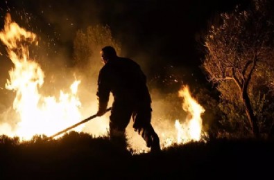 Çeşme'de çıkan yangın kontrol altında