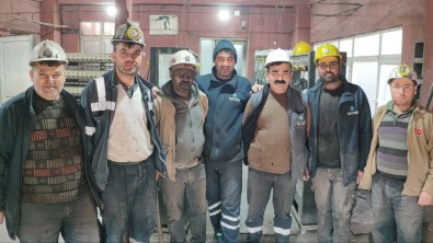 Kara Gün Dostu Kahraman Madenciler Açiklamasi '60 Saat Uykusuz Kaldik'