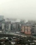 Malatya'da 5.6'Lik Depremde Yikilan Binalarin Toz Bulutu Kamerada Haberi