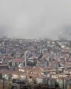Malatya'daki 5.6 Deprem Sehri Toz Bulutuna Çevirdi