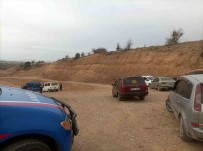 Köpek Dövüsüne Jandarma Baskini Açiklamasi 15 Gözalti