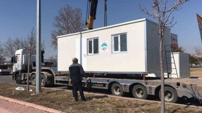 Sariz'a 5 Adet Konteyner