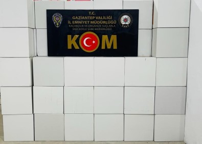 Bir Araçtan 1 Milyon 500 Bin Makaron Ele Geçirildi