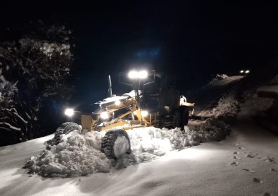 Elazig'da 300 Köy Yolu Ulasima Açildi