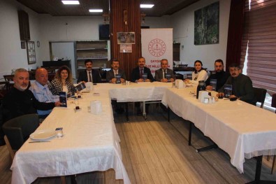 Ilçe Milli Egitim Müdürü Bas, Egitim Faaliyetlerini Paylasti