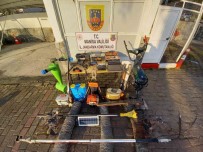 Kirkagaç'taki Hirsizlik Olaylarinin Süphelileri Izmir'de Yakalandi