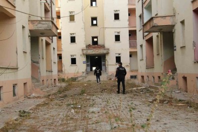 Usak'ta Aranan 41 Süpheli Tutuklandi