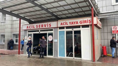 Bursa'da Bosanma Asamasindaki Esini 5 Kursunla Vurarak Agir Yaraladi