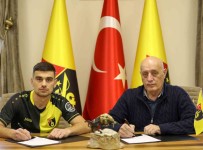 Istanbulspor, Florian Loshaj'i Kadrosuna Katti