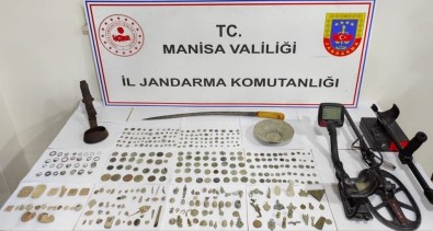 Roma Ve Osmanli Dönemlerine Ait 592 Adet Tarihi Obje Ele Geçirildi
