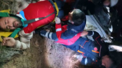 Takla Atan Araçtan Çikan Kiz Çocugu Yardim Istedi Açiklamasi 4 Yarali