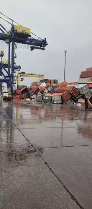 Deprem Hatay'da limanı da vurdu
