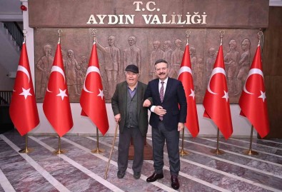 Deprem Bölgesi Için 500 Bin TL Bagista Bulundu