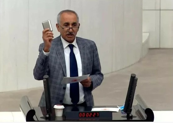 AK Parti Adıyaman Milletvekili Yakup Taş, enkaz altında can verdi