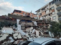 Depremde Yikilan Apartmandan 3 Çocuk Sag Kurtarildi
