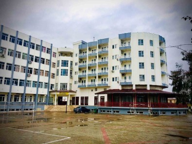 Depremzedelere Kucak Açtilar