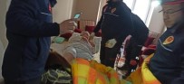 Hasarli Binada Mahsur Kalan Yasli Kadin Kurtarildi
