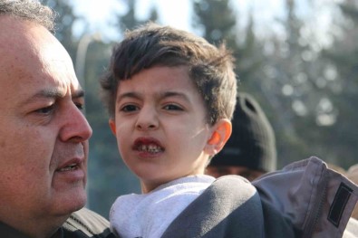 Minik Sahin 30 Saat Sonra Sag Çikartildi