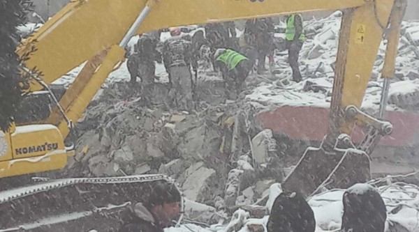 İtalyan deprem uzmanı: Türkiye 3 metre hareket etti