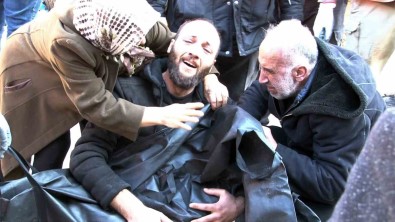 60 Saattir Enkazda Bekleyen Baba Hüznü Ve Sevinci Ayni Anda Yasadi