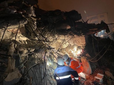 Cengiz Holding'den Deprem Bölgesine 500 Milyon TL Bagis