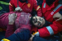 Elbistan'da Enkaz Altinda Kalan Kisi 59 Saat Sonra Kurtarildi