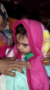 Enkaz Altindan Baba Ve 2 Çocugu 50. Saatte Kurtarildi