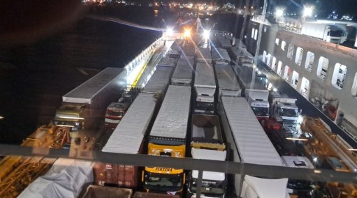 254 iş makinesi daha Hatay'a doğru yola çıktı!