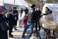 Bitlis Polisinden Depremzedelere Sefkat Eli Haberi