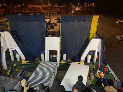 Çesme'den Yola Çikan Yardim Gemisi Iskenderun'da