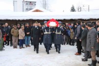 Depremde Hayatini Kaybeden Uzman Çavus, Ordu'da Topaga Verildi Haberi