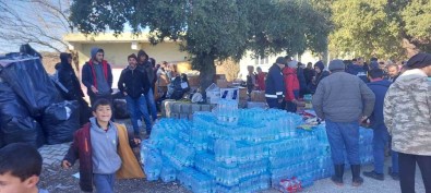 Derince'den Deprem Bölgelerine 58 Tir Gönderildi