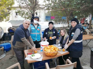 Ahiskali Türkler Depremzedelerin Ihtiyaçlarini Karsiliyor