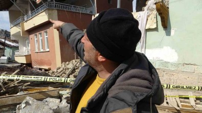 Depremde Agir Hasan Alan Binanin Birinci Kati Yere Gömüldü