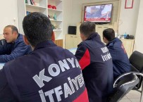 Enkaz Altinda Çividen Korkan Çocugu Çiviye Çorap Geçirip Çikarttilar