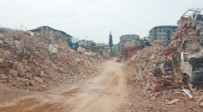  DEFNE - Hatay parça parça yıkıldı: Bir milyon kişi şehri terk etti